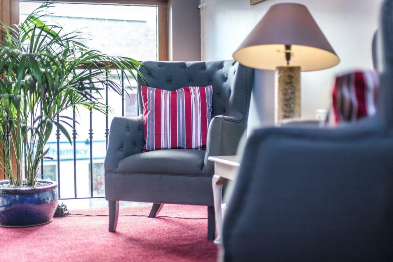 Mc Kevitts Village Hotel カーリングフォード エクステリア 写真