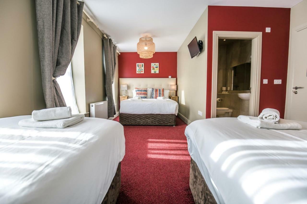 Mc Kevitts Village Hotel カーリングフォード エクステリア 写真
