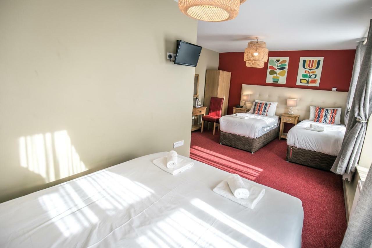 Mc Kevitts Village Hotel カーリングフォード エクステリア 写真
